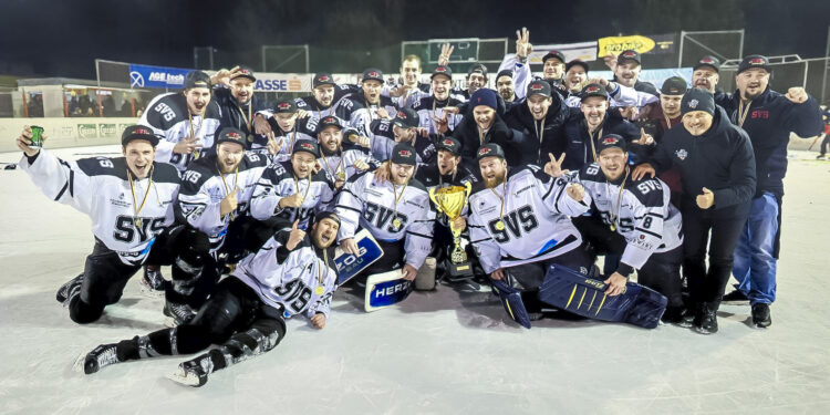 SV Schüttdorf - Meister AHC Division 2 West Foto: Werner Moritz