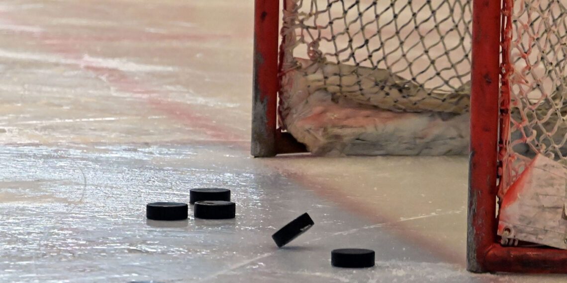 Eishockey, 2022-11-06, Damen  Lady hawks Villach blau - KAC Dragons rot
im Bild: xEishockey 
Foto:Hermann Sobe